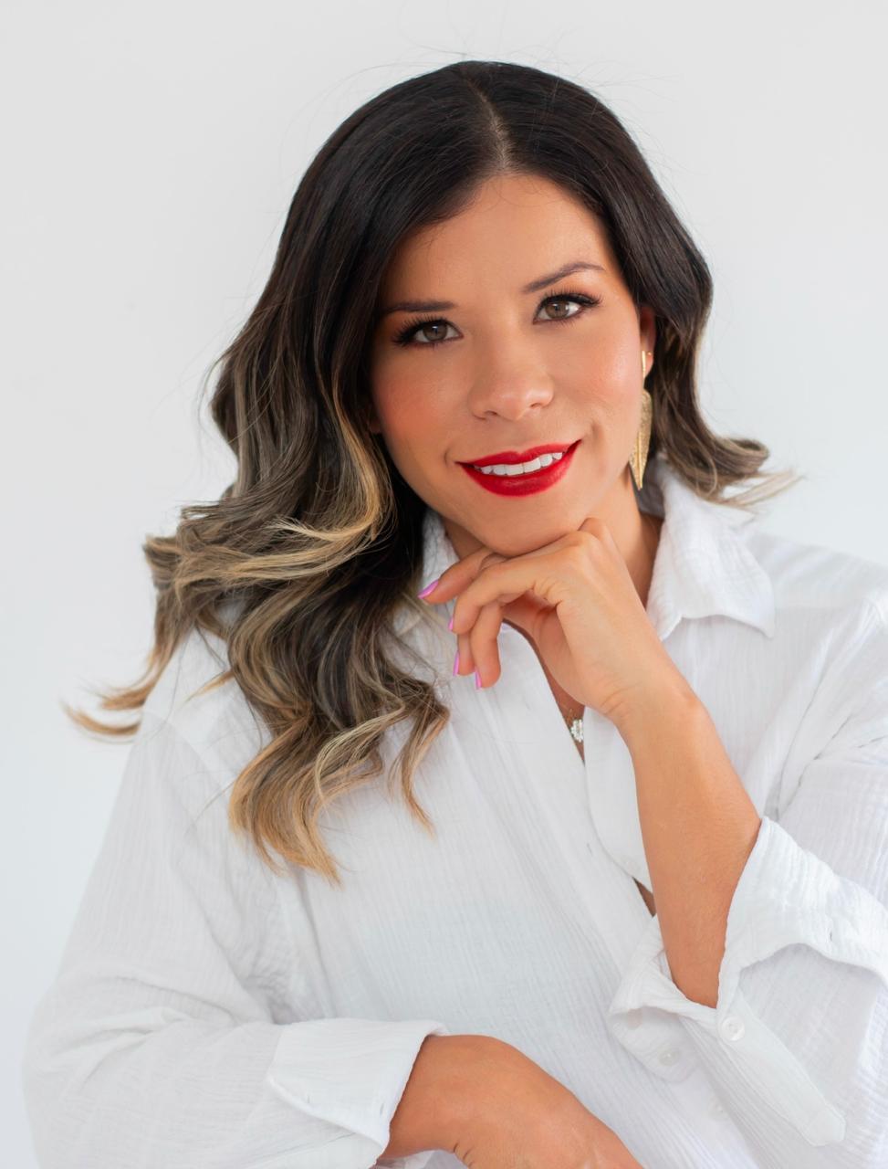 Lina María Díaz, gestión comercial inmobiliaria